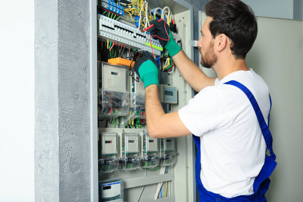 Best Circuit Breaker Repair  in Pinconning, MI